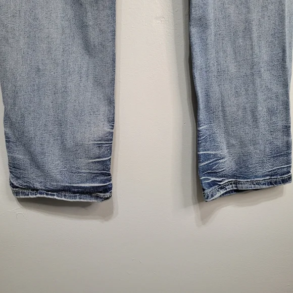 True Luck Men's Miles Straight Distressed Jeans Size 30/30 Casual Acid Wash - Picture 13 of 13